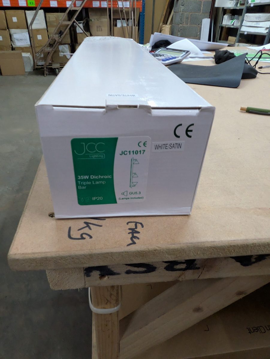 35W Dichroic Triple Lamp Bar (white/satin) white — surplus UK stock JC11017