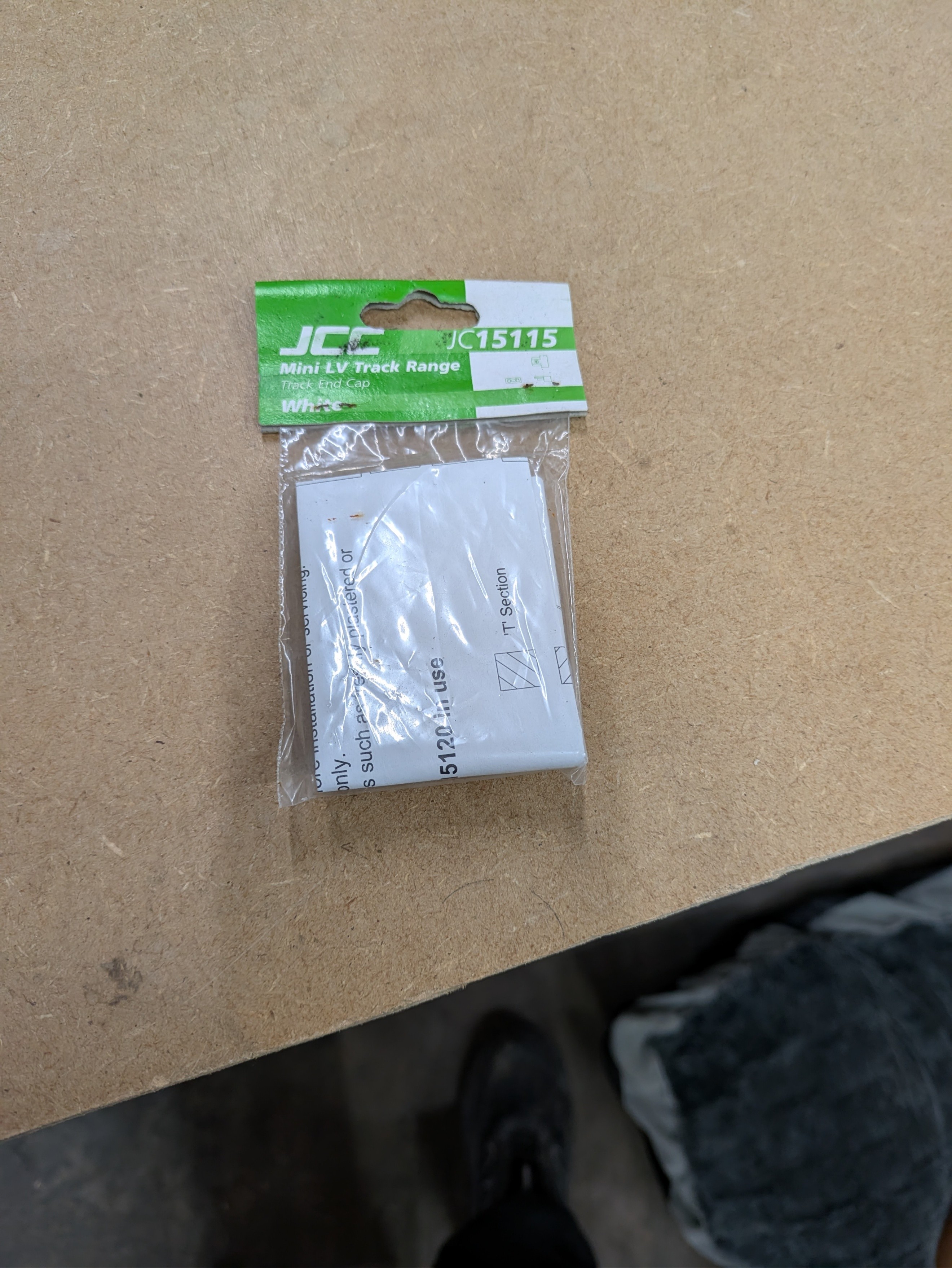 JCC JC15115 Mini LV Track Range endcap, white — surplus UK stock