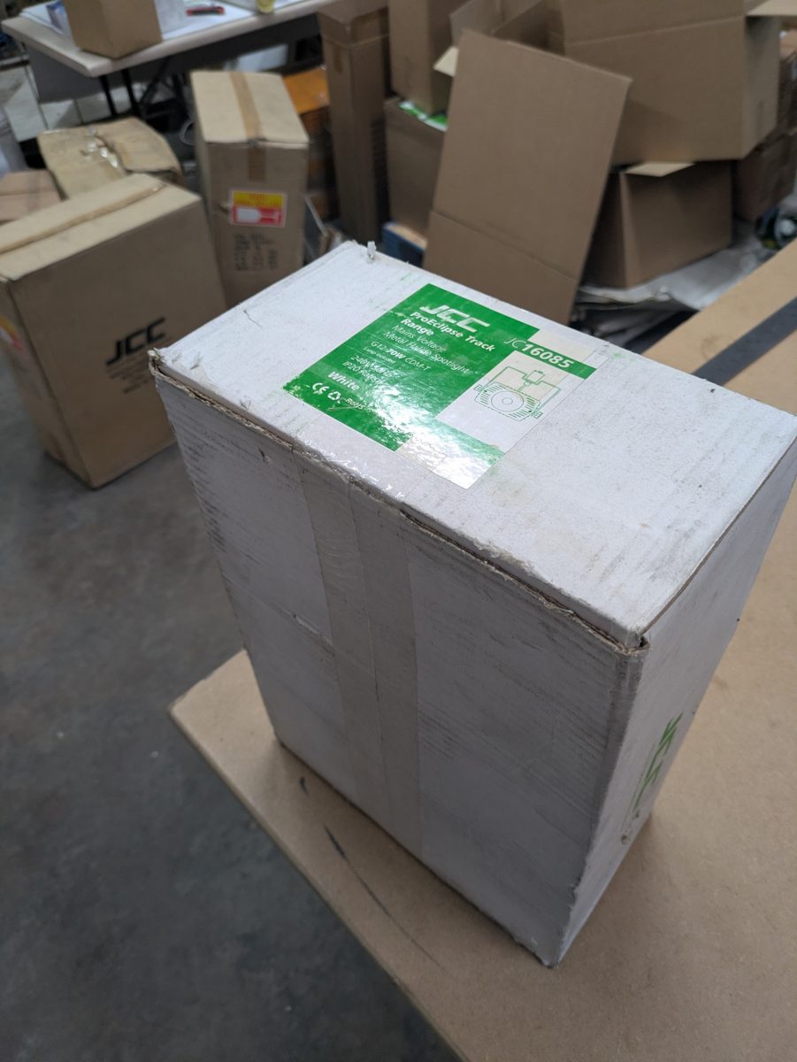 Pro Eclipse Mains-Voltage Metal-Halide Track Spotlight (white) white — surplus UK stock JC16085