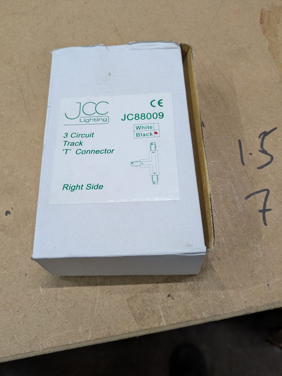 JCC JC88009 3-Circuit Track ‘T’ Connector (Right Side), black — surplus UK stock